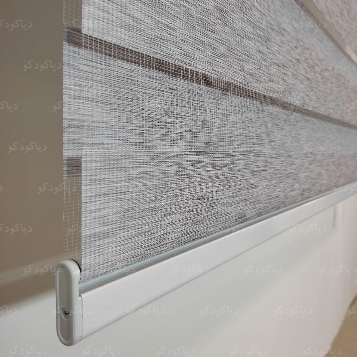 پرده زبرا طرح چوب رنگ طوسی روشن کد SND-03 پرده زبرا طرح چوب رنگ طوسی روشن کد SND-03