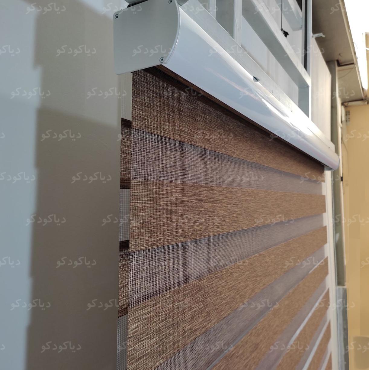 عکس محصول پرده زبرا طرح چوب رنگ قهوه ای کد SND-07